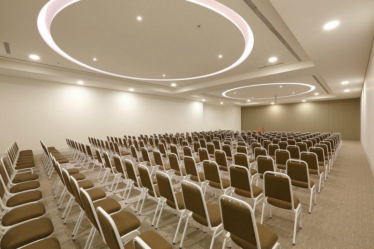Vitoria Hotel Convention Паулиния Экстерьер фото
