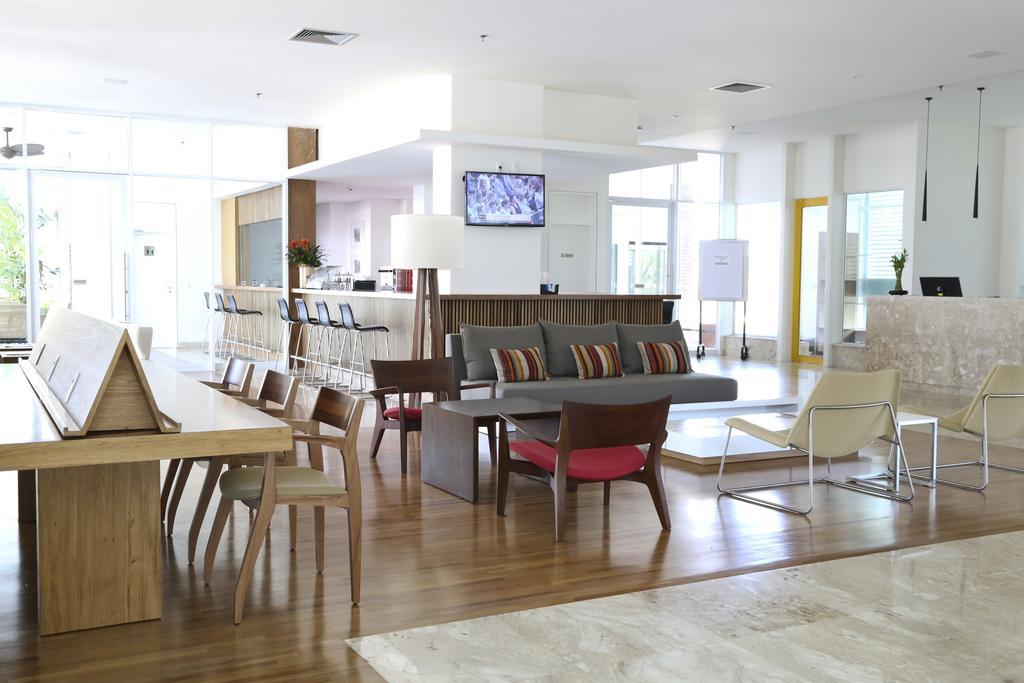 Vitoria Hotel Convention Паулиния Экстерьер фото